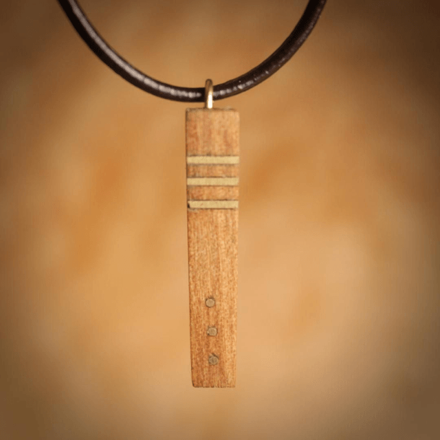 Pendentif 3 bandes et 3 points laiton